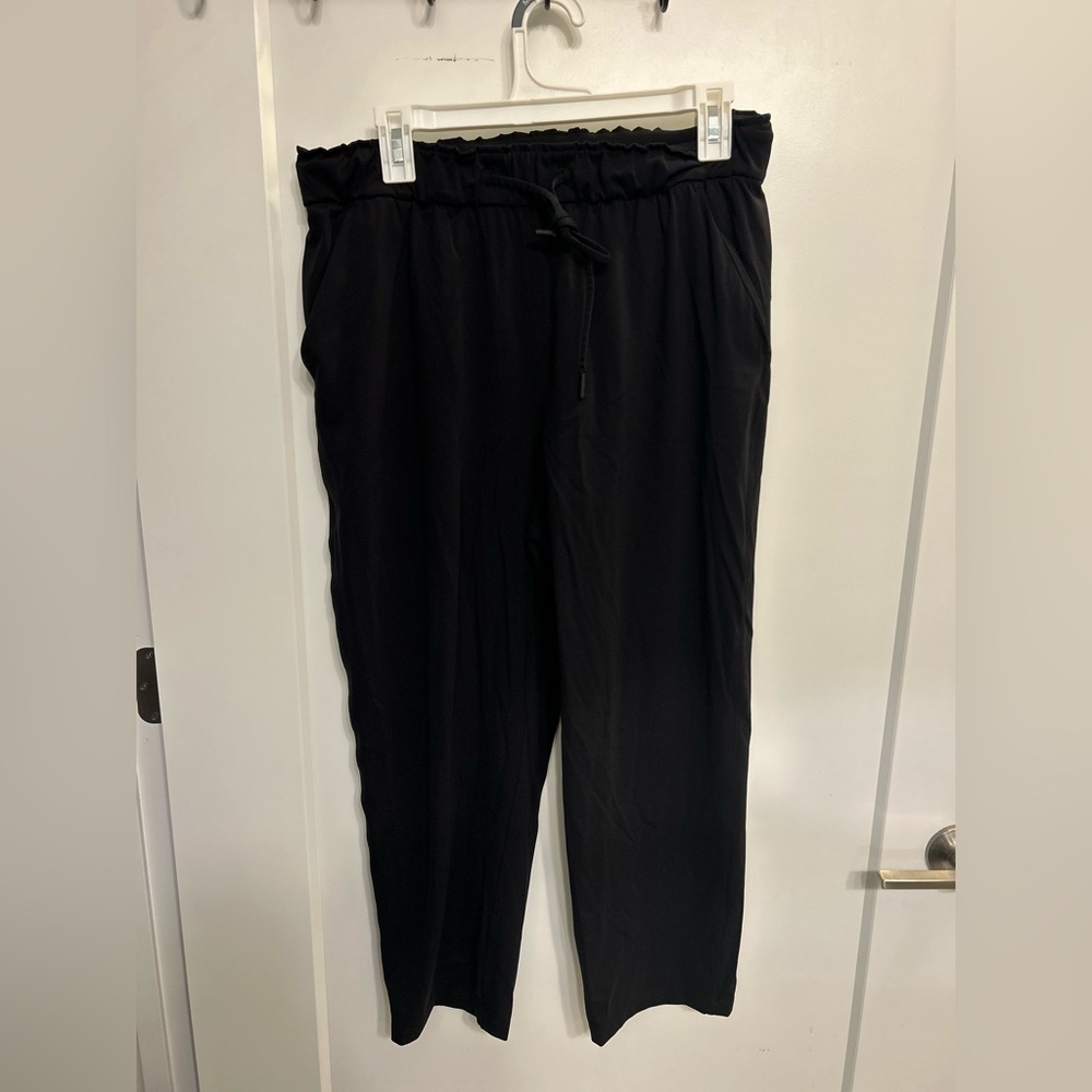 Lululemon On the Fly Pants in Black